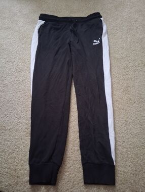 Women's Puma sweatpants